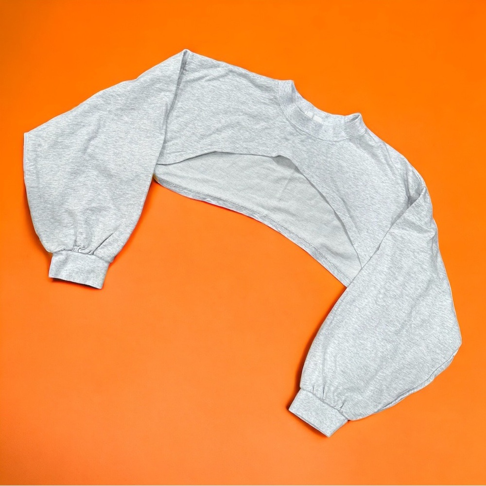 Cropped cover up top